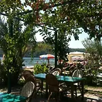 Lagoon Boutique 2*