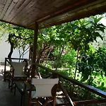 Lagoon Boutique 2*