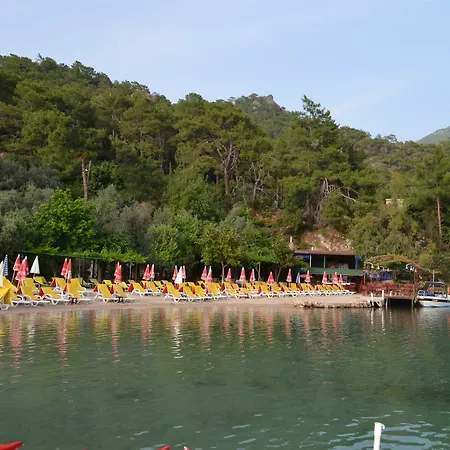 Lagoon Boutique Hotel