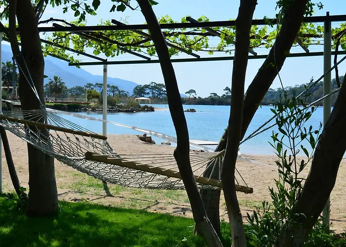 Lagoon Boutique Hotel