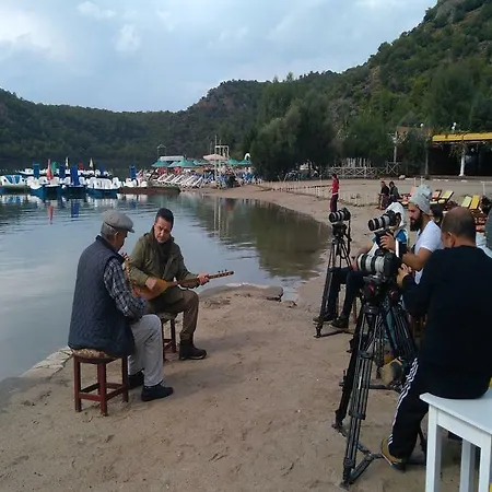 Lagoon Boutique Hotel 2*