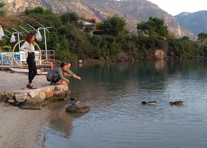 Ξενοδοχείο Lagoon Boutique 2*